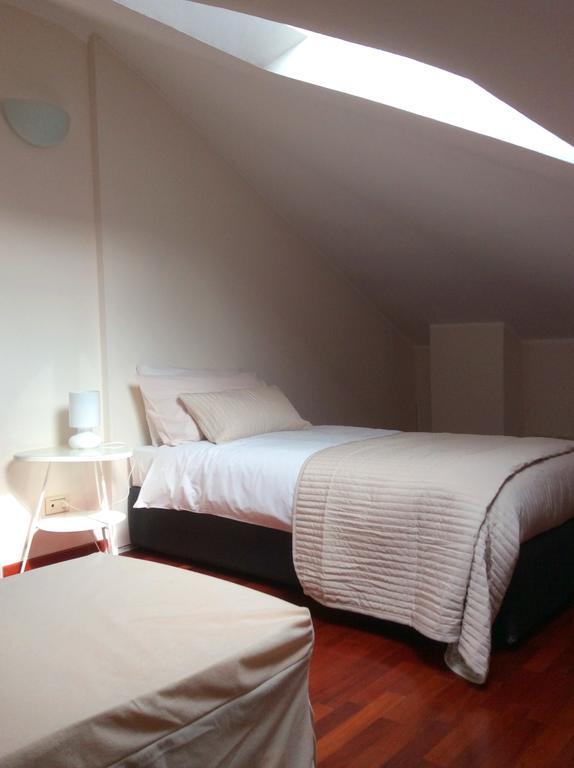 Apartment La Mansarda アルバ 部屋 写真