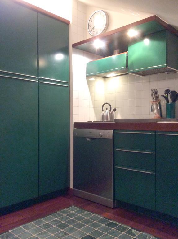 Apartment La Mansarda アルバ 部屋 写真