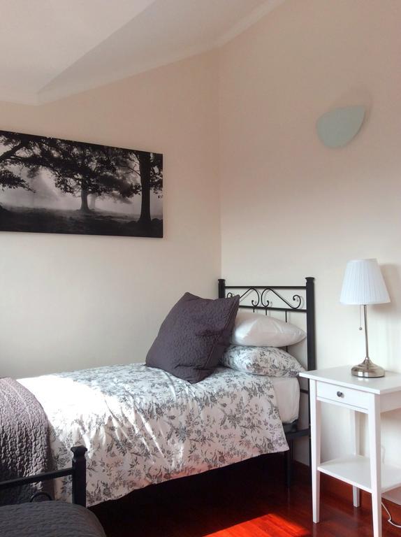 Apartment La Mansarda アルバ 部屋 写真